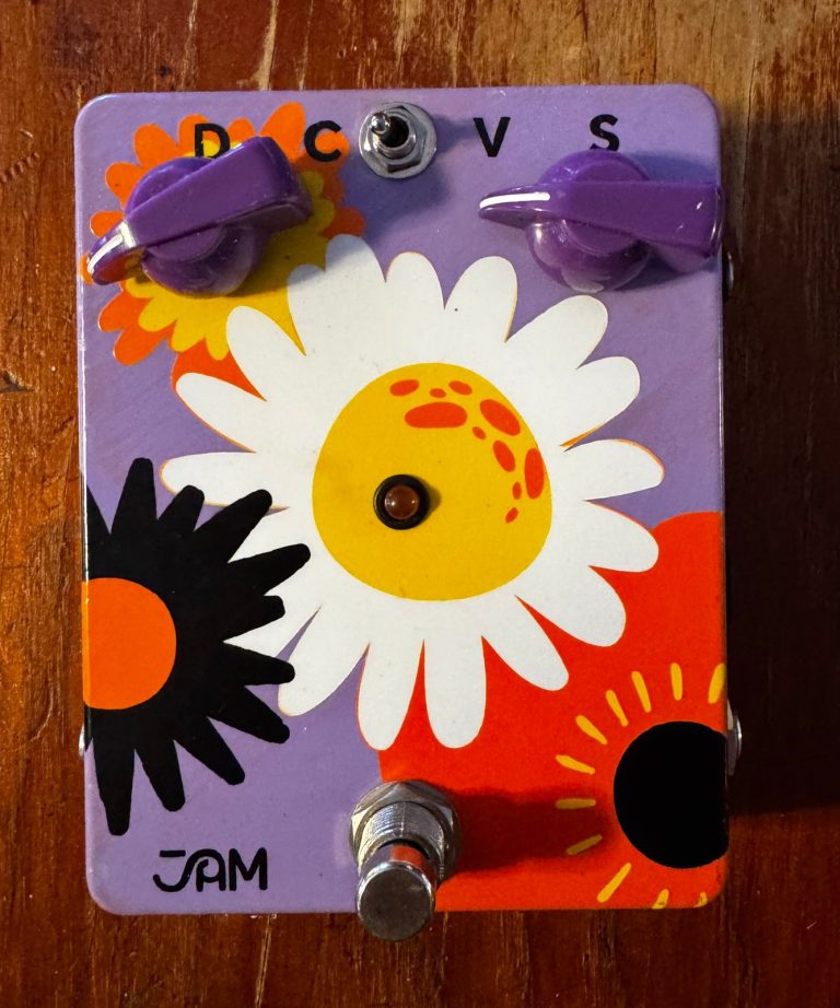 JAM Pedals RetroVibe mk.3, hand-painted daisy artwork
